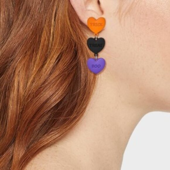 3-Piece Bundle of Halloween-Themed Accessories Earrings Hair Jaw Clips Nails NWT - Picture 7 of 11